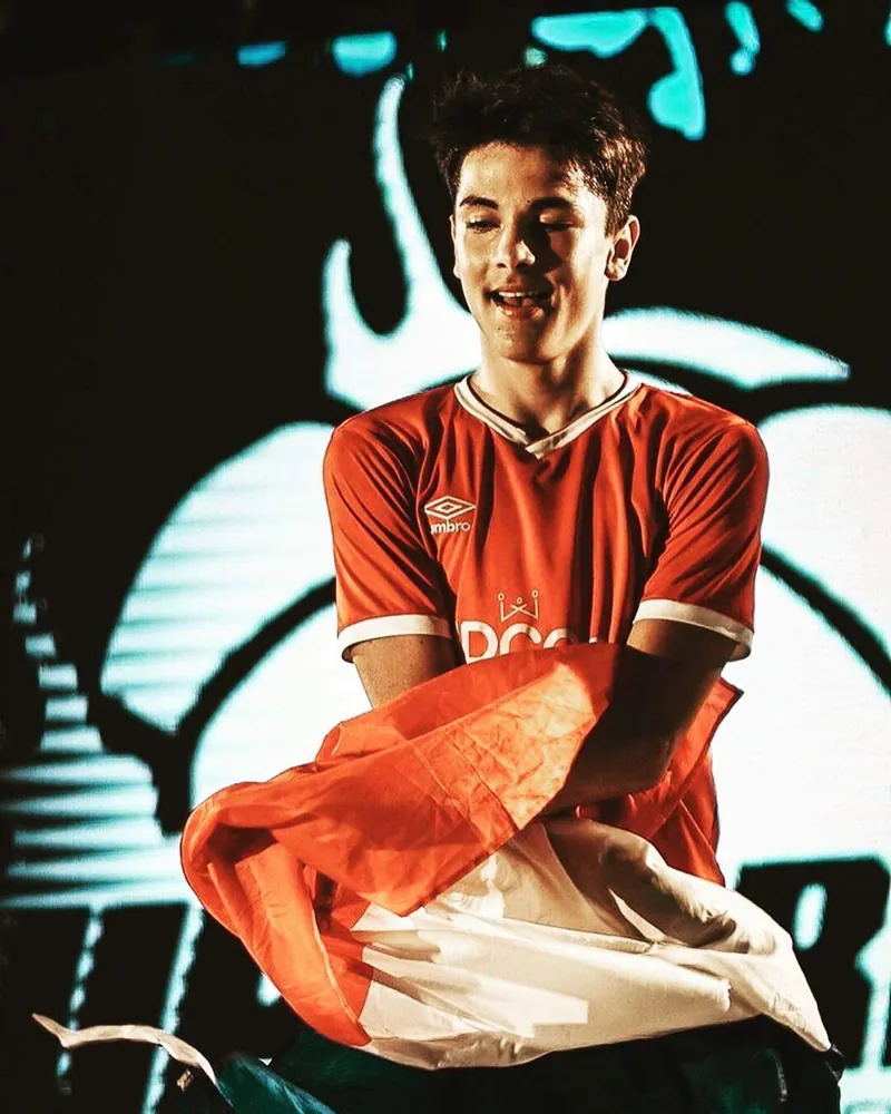 Nolan Cacheux figure freestyle